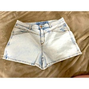 Acid Wash High Waisted Shorts